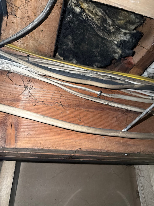 puff-back-insulation damage
